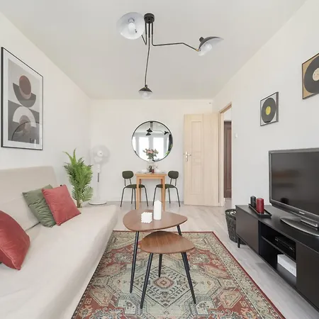 Cozy For 4 People In By Renters شقة *